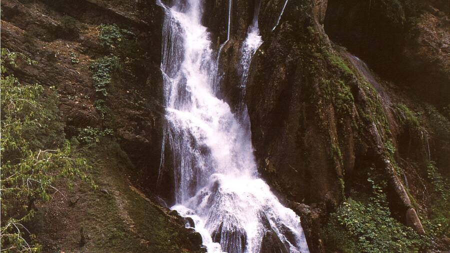 Ab Sefid Waterfall